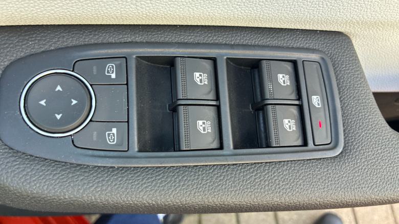 Renault Clio 1.6 E-TECH full hybrid 145 Techno 5dr Auto Hybrid Hatchback